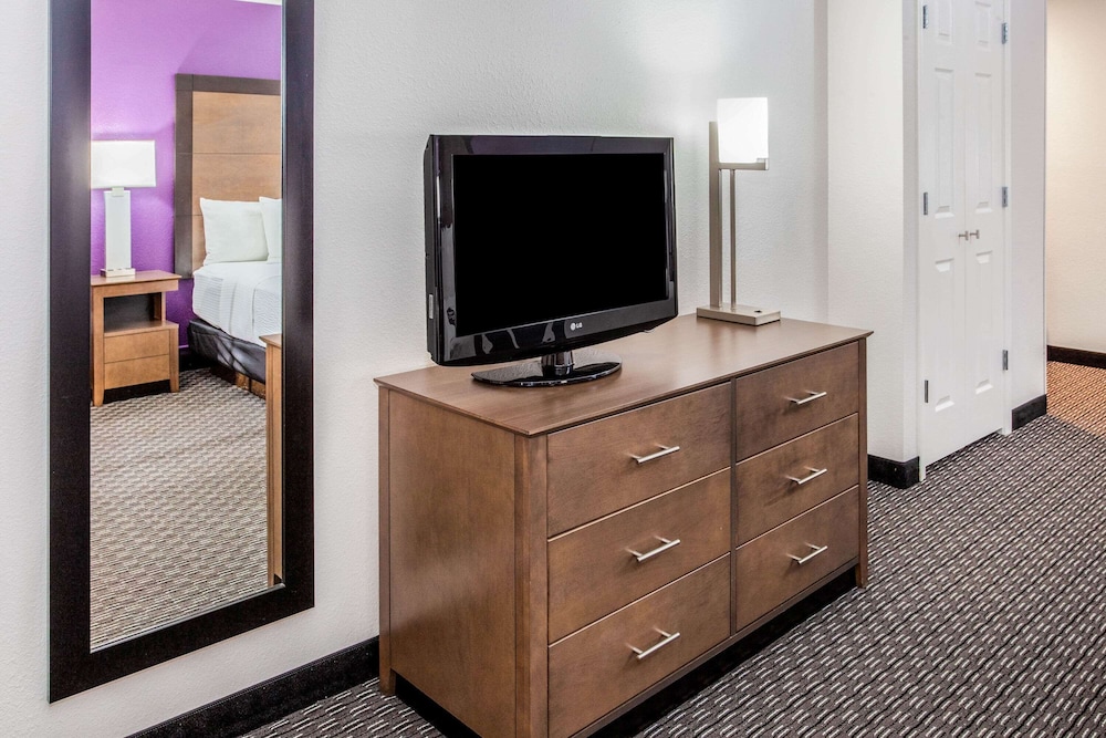 Imagen de la habitación del Hotel La Quinta Inn and Suites By Wyndham Lubbock West Medical Centr. Foto 5