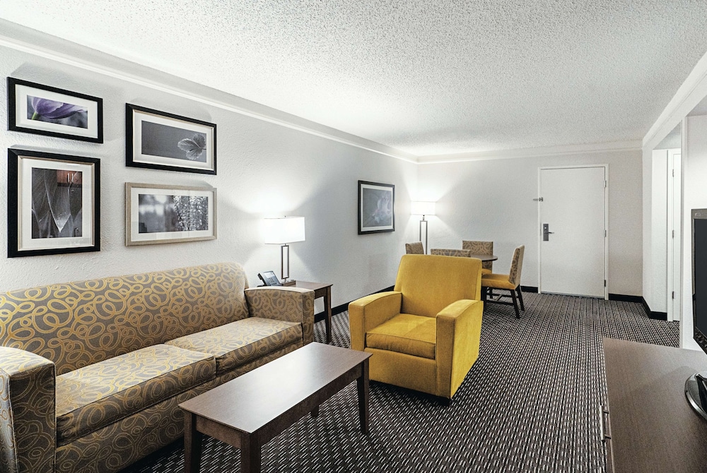 Imagen de la habitación del Hotel La Quinta Inn and Suites By Wyndham Lubbock West Medical Centr. Foto 12