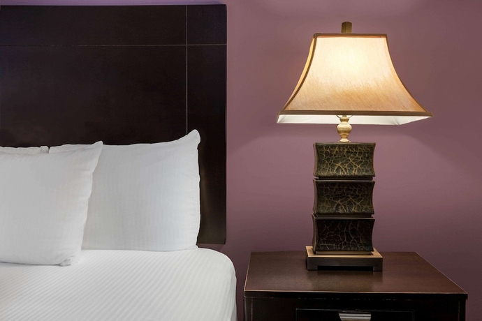 Imagen de la habitación del Hotel La Quinta Inn and Suites By Wyndham Lumberton. Foto 3