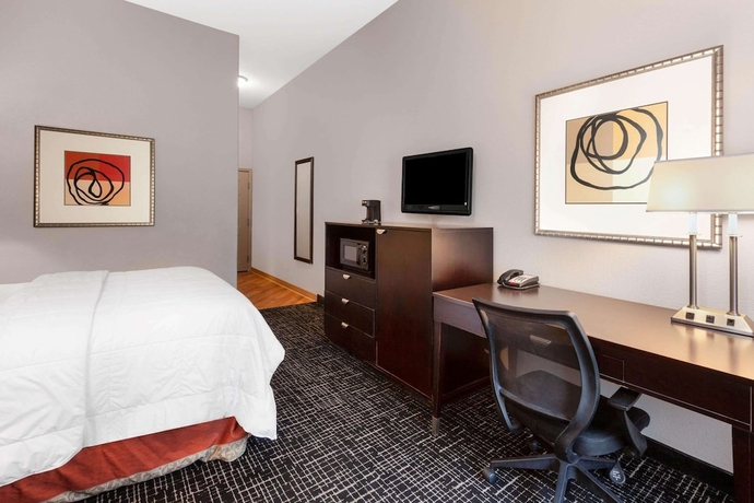 Imagen de la habitación del Hotel La Quinta Inn and Suites By Wyndham Lumberton. Foto 15