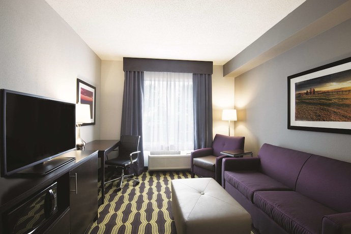 Imagen de la habitación del Hotel La Quinta Inn and Suites By Wyndham Lynchburg At Liberty Univ.. Foto 3