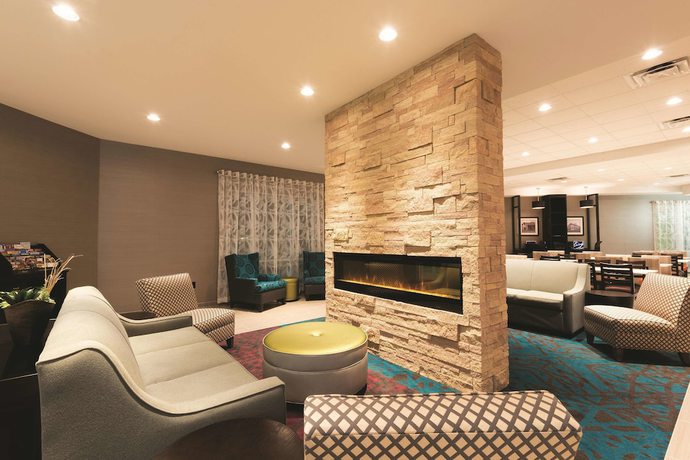Imagen de los interiores del Hotel La Quinta Inn and Suites By Wyndham Lynchburg At Liberty Univ.. Foto 11