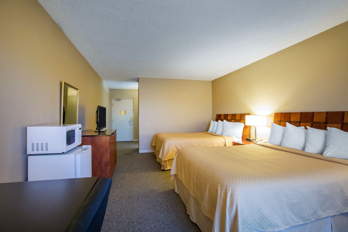 Imagen de la habitación del Hotel La Quinta Inn and Suites By Wyndham Madera. Foto 9