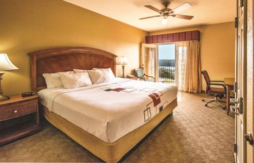 Imagen de la habitación del Hotel La Quinta Inn and Suites By Wyndham Marble Falls. Foto 3