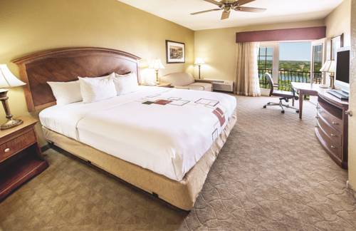 Imagen de la habitación del Hotel La Quinta Inn and Suites By Wyndham Marble Falls. Foto 8
