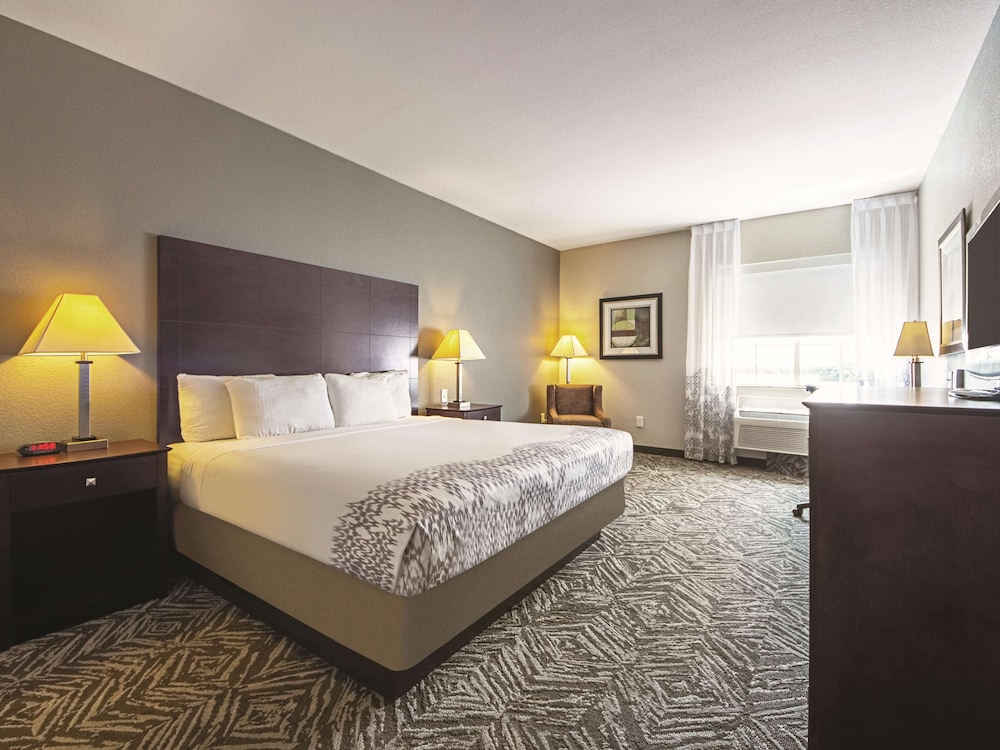 Imagen de la habitación del Hotel La Quinta Inn and Suites By Wyndham Mckinney. Foto 7