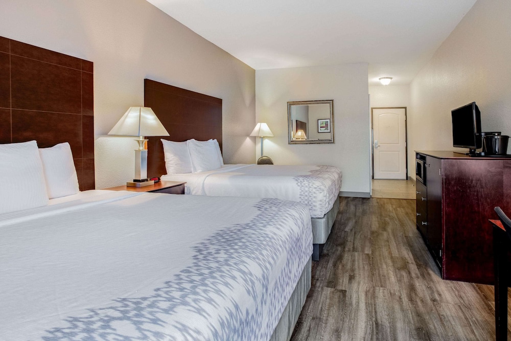 Imagen de la habitación del Hotel La Quinta Inn and Suites By Wyndham Mckinney. Foto 14