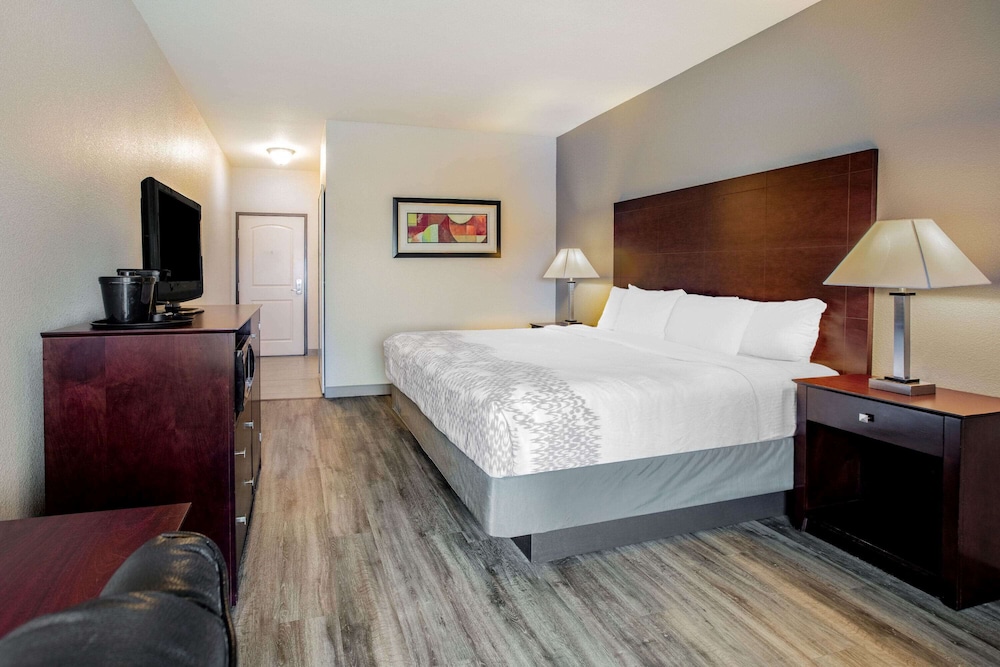 Imagen de la habitación del Hotel La Quinta Inn and Suites By Wyndham Mckinney. Foto 16