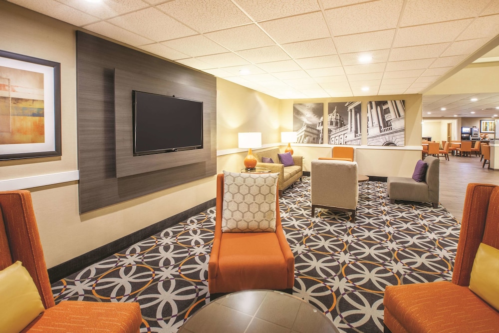Imagen de los interiores del Hotel La Quinta Inn and Suites By Wyndham Mechanicsburg - Harrisburg. Foto 13