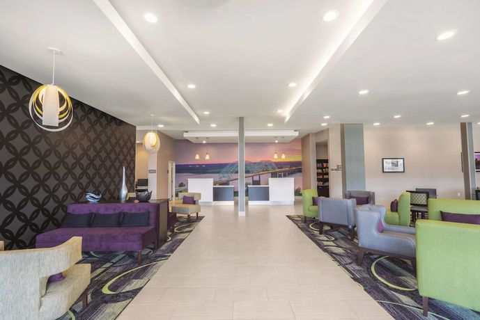 Imagen de los interiores del Hotel La Quinta Inn and Suites By Wyndham Memphis Downtown. Foto 19