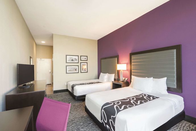 Imagen de la habitación del Hotel La Quinta Inn and Suites By Wyndham Memphis Downtown. Foto 6
