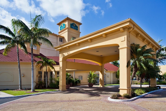 Imagen general del Hotel La Quinta Inn and Suites By Wyndham Miami Airport West. Foto 3