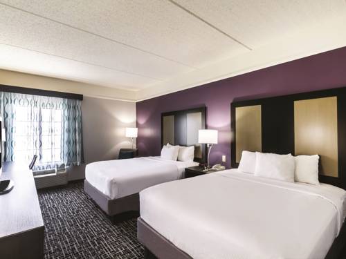 Imagen de la habitación del Hotel La Quinta Inn and Suites By Wyndham Mission At West Mcallen. Foto 9