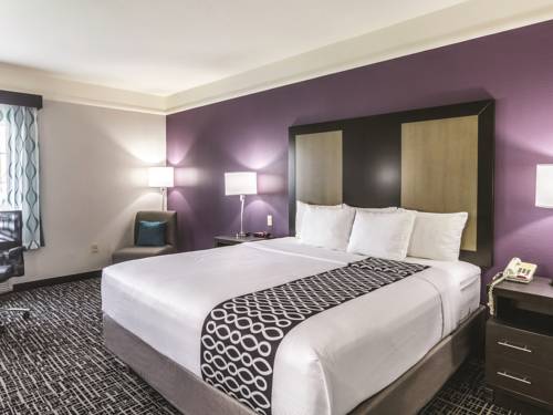 Imagen de la habitación del Hotel La Quinta Inn and Suites By Wyndham Mission At West Mcallen. Foto 12