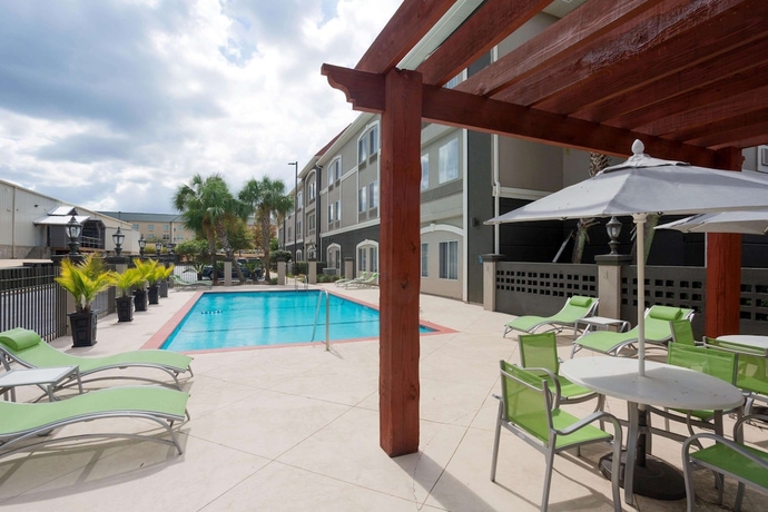 Imagen de la piscina del Hotel La Quinta Inn and Suites By Wyndham Mobile - Daphne. Foto 18