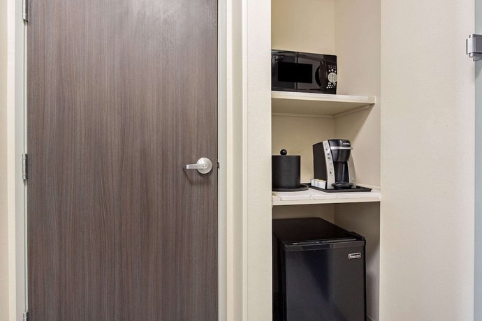 Imagen de la habitación del Hotel La Quinta Inn and Suites By Wyndham Morgan Hill-san Jose South. Foto 16