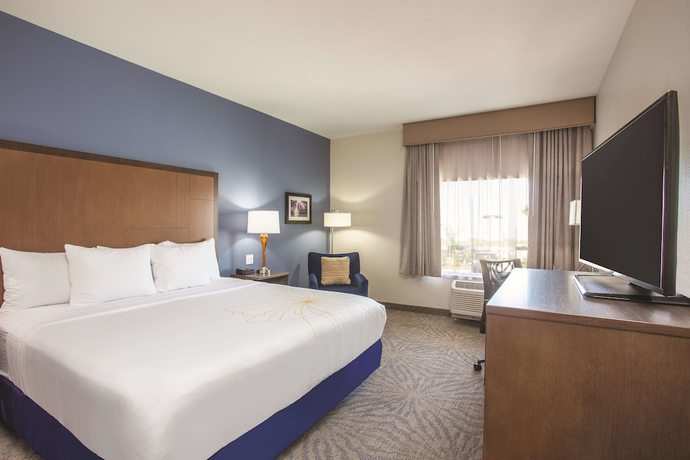 Imagen de la habitación del Hotel La Quinta Inn and Suites By Wyndham Morgan Hill-san Jose South. Foto 18