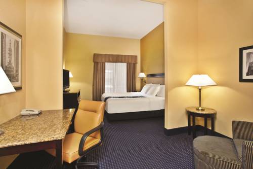 Imagen de la habitación del Hotel La Quinta Inn and Suites By Wyndham Mt. Laurel - Philadelphia. Foto 6