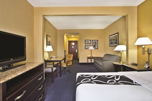 Imagen de la habitación del Hotel La Quinta Inn and Suites By Wyndham Mt. Laurel - Philadelphia. Foto 7