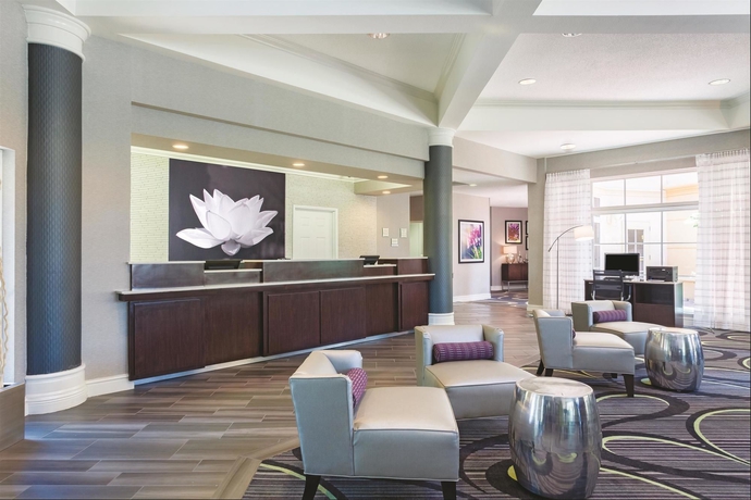 Imagen de los interiores del Hotel La Quinta Inn and Suites By Wyndham Myrtle Beach Broadway Area. Foto 11