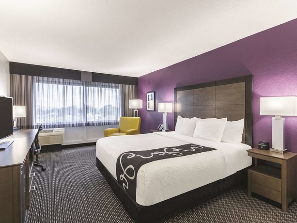 Imagen de la habitación del Hotel La Quinta Inn and Suites By Wyndham Myrtle Beach - N Kings Hwy. Foto 3