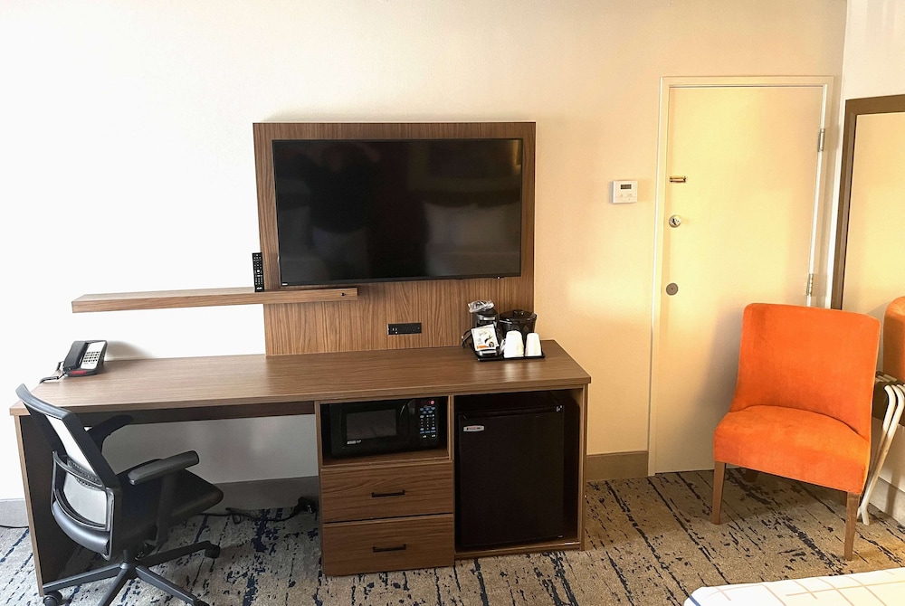 Imagen de la habitación del Hotel La Quinta Inn and Suites By Wyndham Nashville Airport. Foto 11