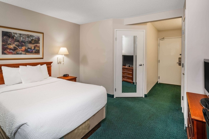 Imagen de la habitación del Hotel La Quinta Inn and Suites By Wyndham Nashville Franklin. Foto 11