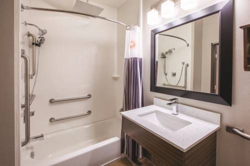Imagen de la habitación del Hotel La Quinta Inn and Suites By Wyndham Nw Tucson Marana. Foto 5