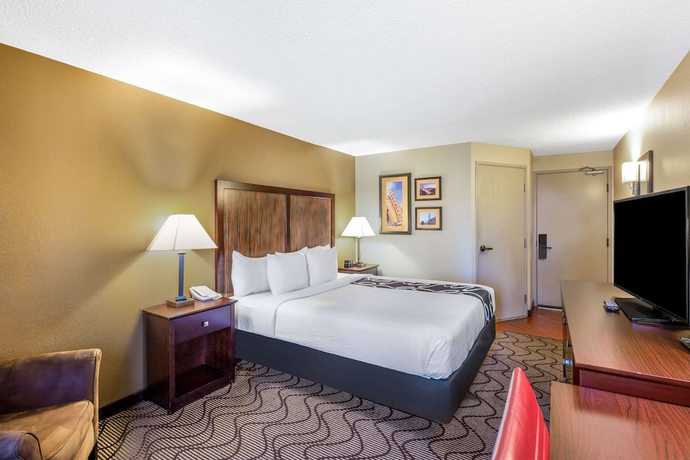 Imagen de la habitación del Hotel La Quinta Inn and Suites By Wyndham Oakland Airport Coliseum. Foto 6