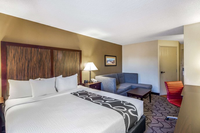 Imagen de la habitación del Hotel La Quinta Inn and Suites By Wyndham Oakland Airport Coliseum. Foto 10
