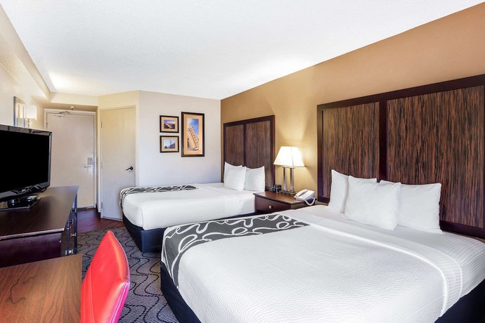 Imagen de la habitación del Hotel La Quinta Inn and Suites By Wyndham Oakland Airport Coliseum. Foto 11