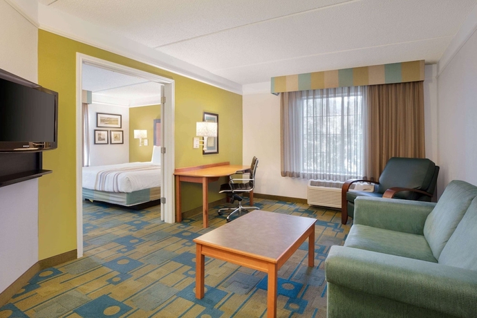 Imagen de la habitación del Hotel La Quinta Inn and Suites By Wyndham Ocala. Foto 10