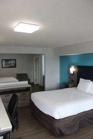 Imagen de la habitación del Hotel La Quinta Inn and Suites By Wyndham Oceanfront Daytona Beach. Foto 17