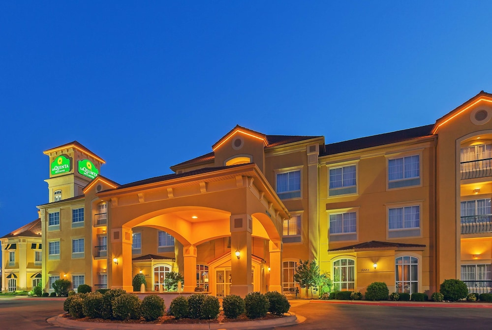 Imagen general del Hotel La Quinta Inn and Suites By Wyndham Okc North - Quail Springs. Foto 1