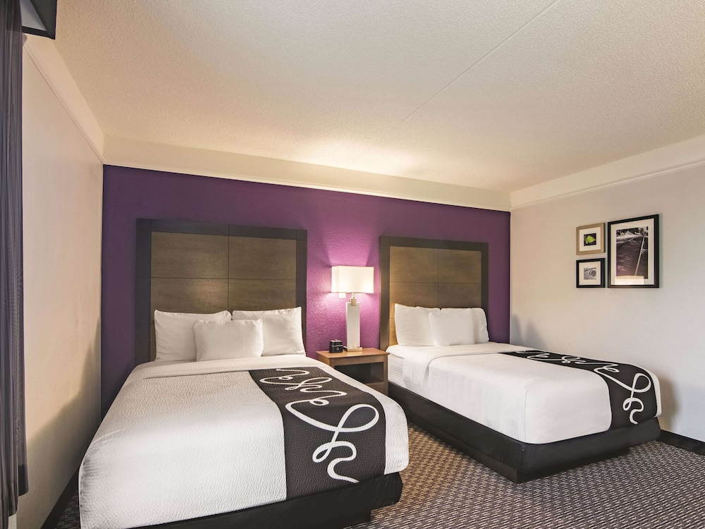 Imagen de la habitación del Hotel La Quinta Inn and Suites By Wyndham Oklahoma City Norman. Foto 5