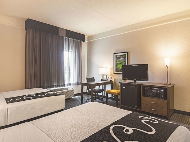 Imagen de la habitación del Hotel La Quinta Inn and Suites By Wyndham Oklahoma City - Nw Expwy. Foto 7