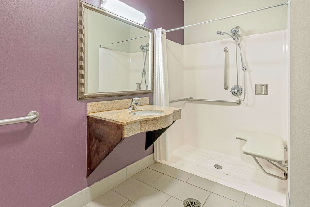 Imagen de la habitación del Hotel La Quinta Inn and Suites By Wyndham Oklahoma City -yukon. Foto 5