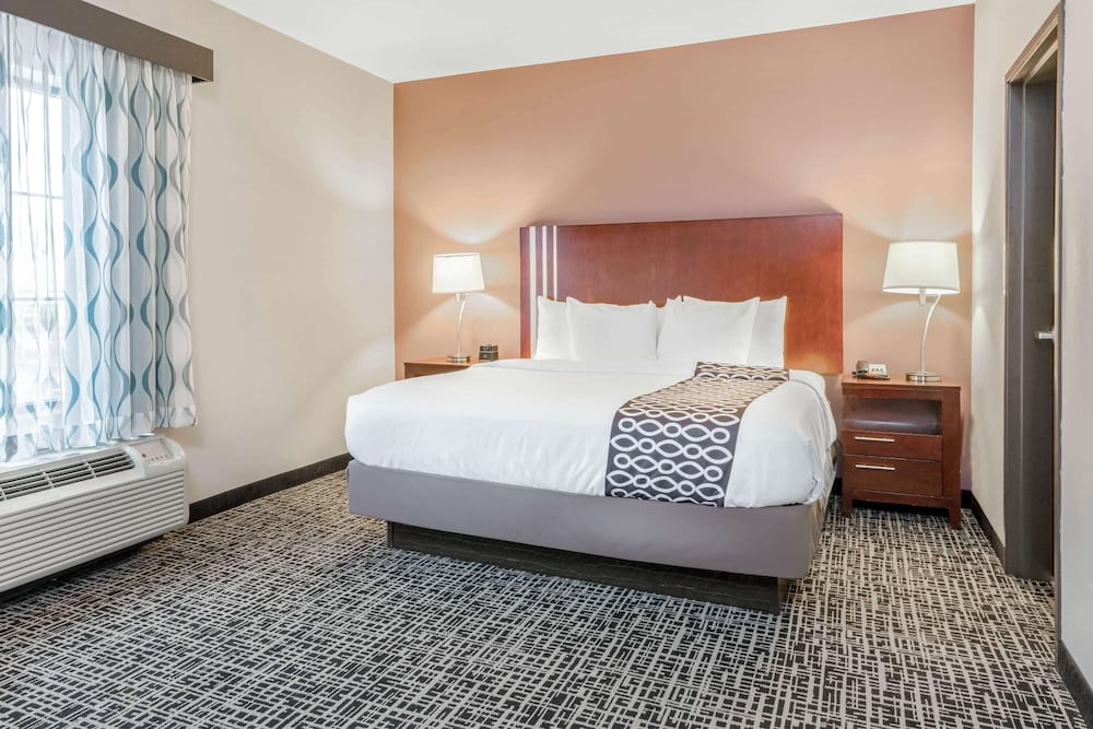 Imagen de la habitación del Hotel La Quinta Inn and Suites By Wyndham Oklahoma City -yukon. Foto 11