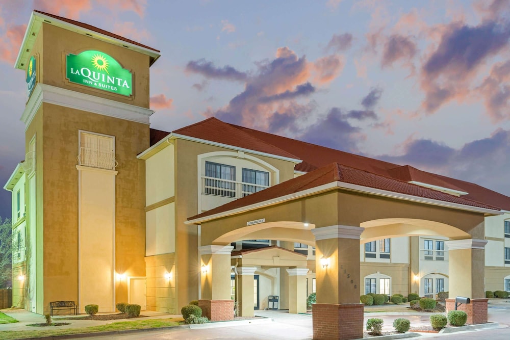 Imagen general del Hotel La Quinta Inn and Suites By Wyndham Oklahoma City -yukon. Foto 1