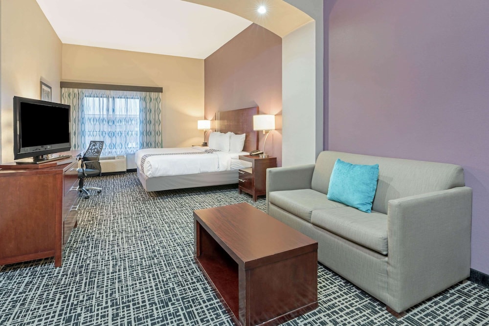 Imagen de la habitación del Hotel La Quinta Inn and Suites By Wyndham Oklahoma City -yukon. Foto 15