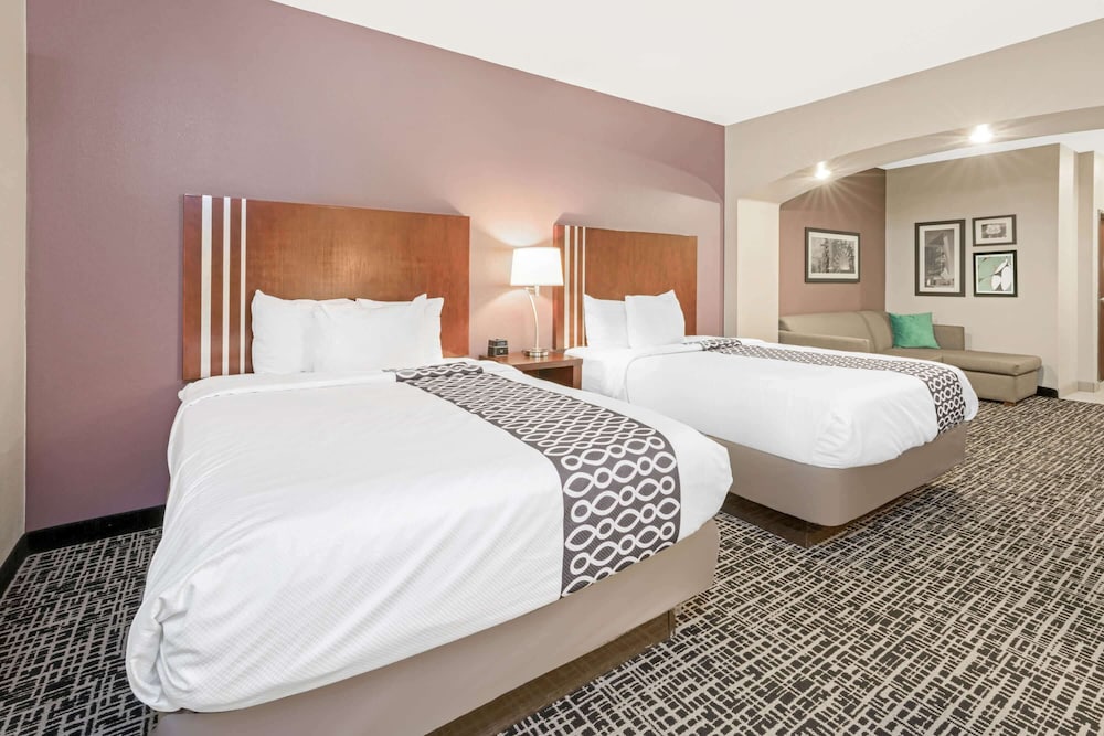 Imagen de la habitación del Hotel La Quinta Inn and Suites By Wyndham Oklahoma City -yukon. Foto 18