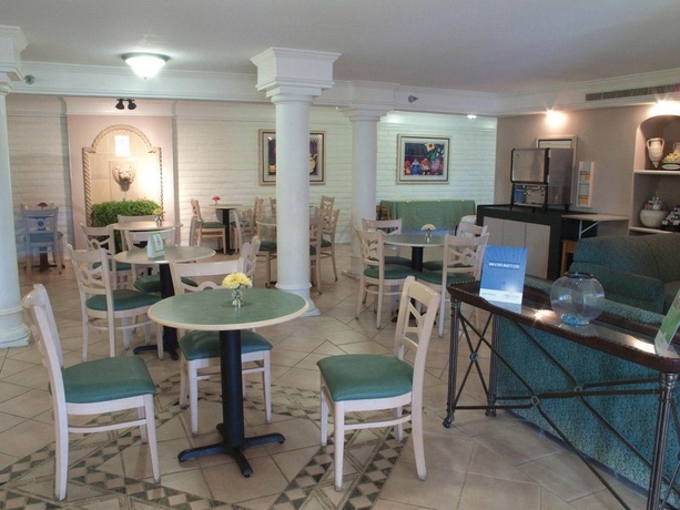 Imagen general del Hotel La Quinta Inn and Suites By Wyndham Orlando Airport North. Foto 2