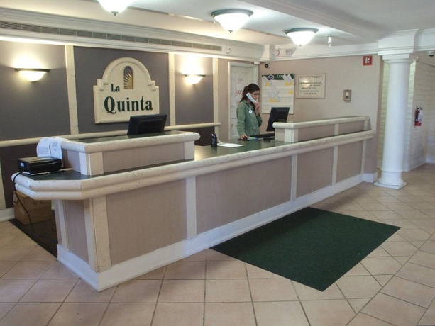 Imagen general del Hotel La Quinta Inn and Suites By Wyndham Orlando Airport North. Foto 4