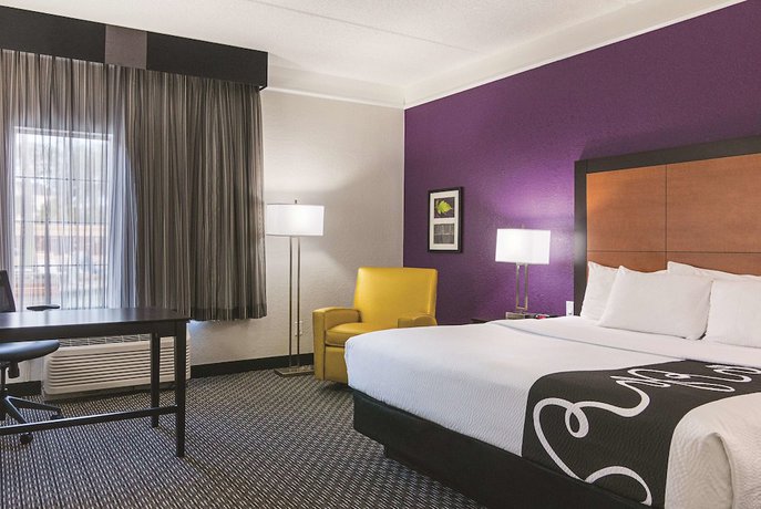 Imagen de la habitación del Hotel La Quinta Inn and Suites By Wyndham Orlando Airport North. Foto 8