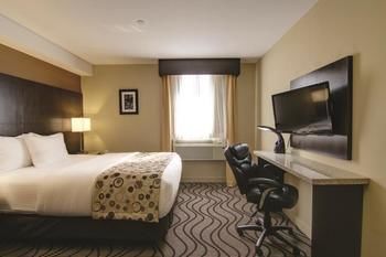 Imagen de la habitación del Hotel La Quinta Inn and Suites By Wyndham Oshawa. Foto 7