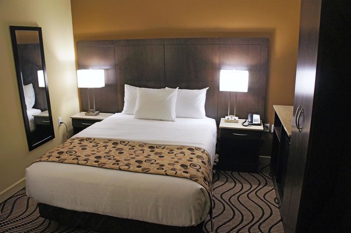 Imagen de la habitación del Hotel La Quinta Inn and Suites By Wyndham Oshawa. Foto 8