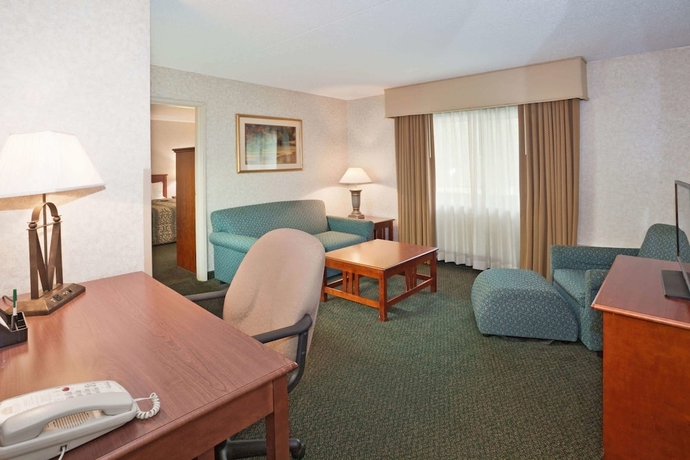 Imagen de la habitación del Hotel La Quinta Inn and Suites By Wyndham Overland Park. Foto 6