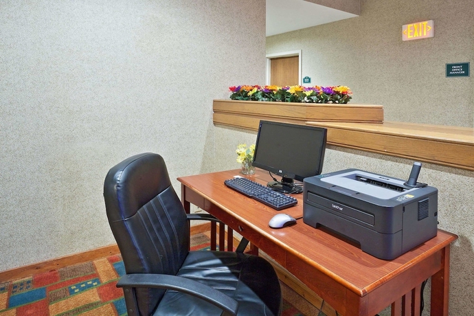 Imagen de los interiores del Hotel La Quinta Inn and Suites By Wyndham Overland Park. Foto 19