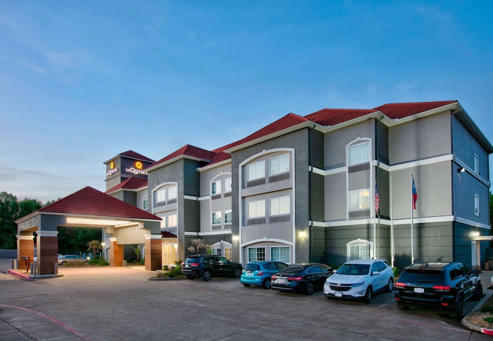 Imagen general del Hotel La Quinta Inn and Suites By Wyndham Palestine. Foto 1