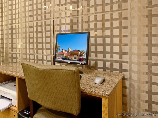 Imagen de la habitación del Hotel La Quinta Inn and Suites By Wyndham Phoenix Chandler. Foto 8